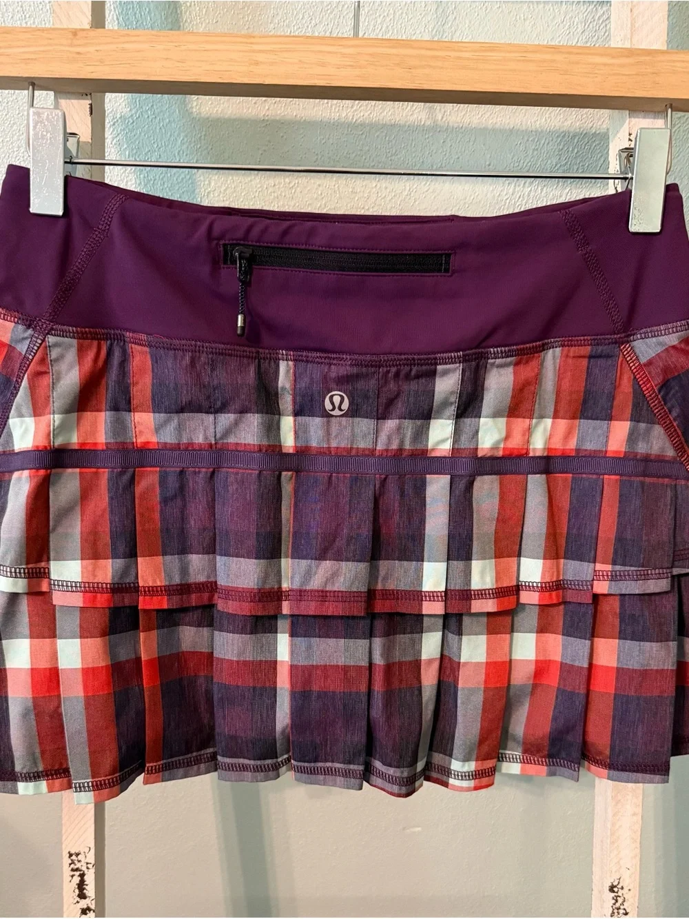 Lululemon athletica Purple Red Checkered Plaid Skirt Size 4